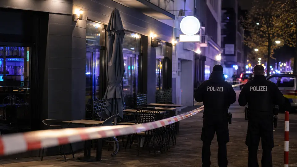 Homem baleado em restaurante em Colônia
