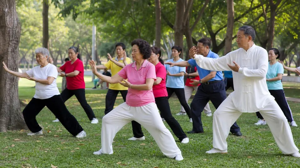 Größte Analyse ihrer Art bestätigt Nutzen von Tai Chi bei Erkrankungen des Bewegungsapparats