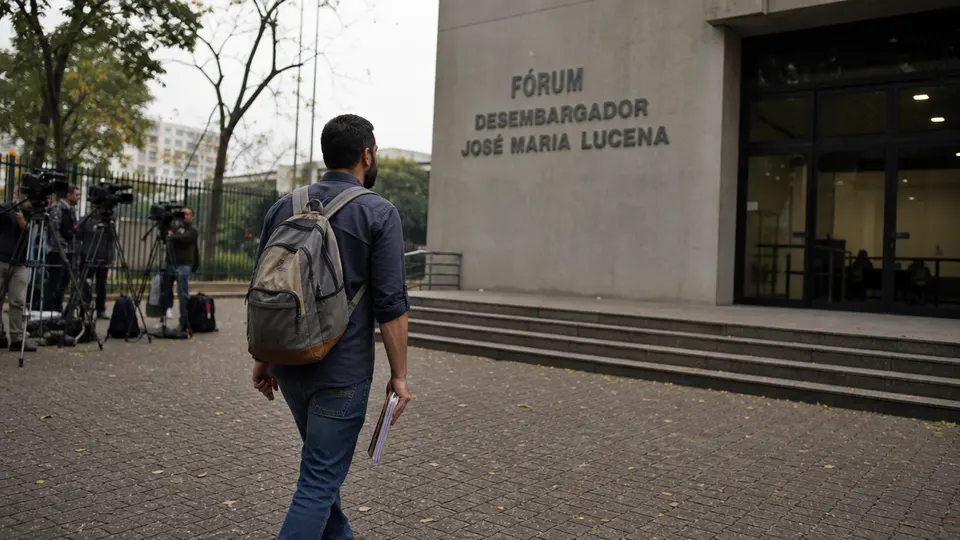 Kulturproduzent Gustavo Nobre bei der Vorstellung seines Instituts für zu Unrecht Inhaftierte in Rio de Janeiro